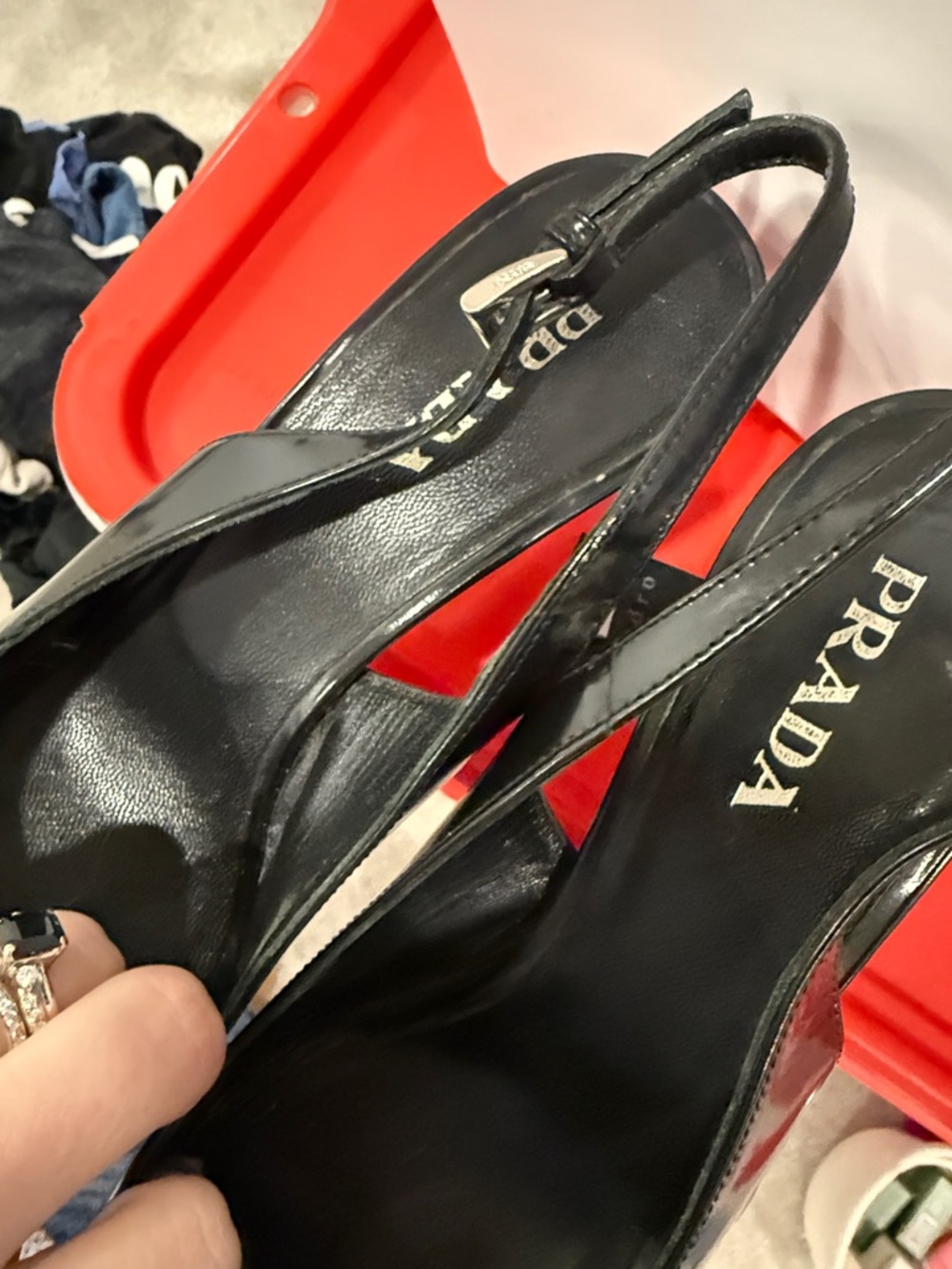 Prada 37.5